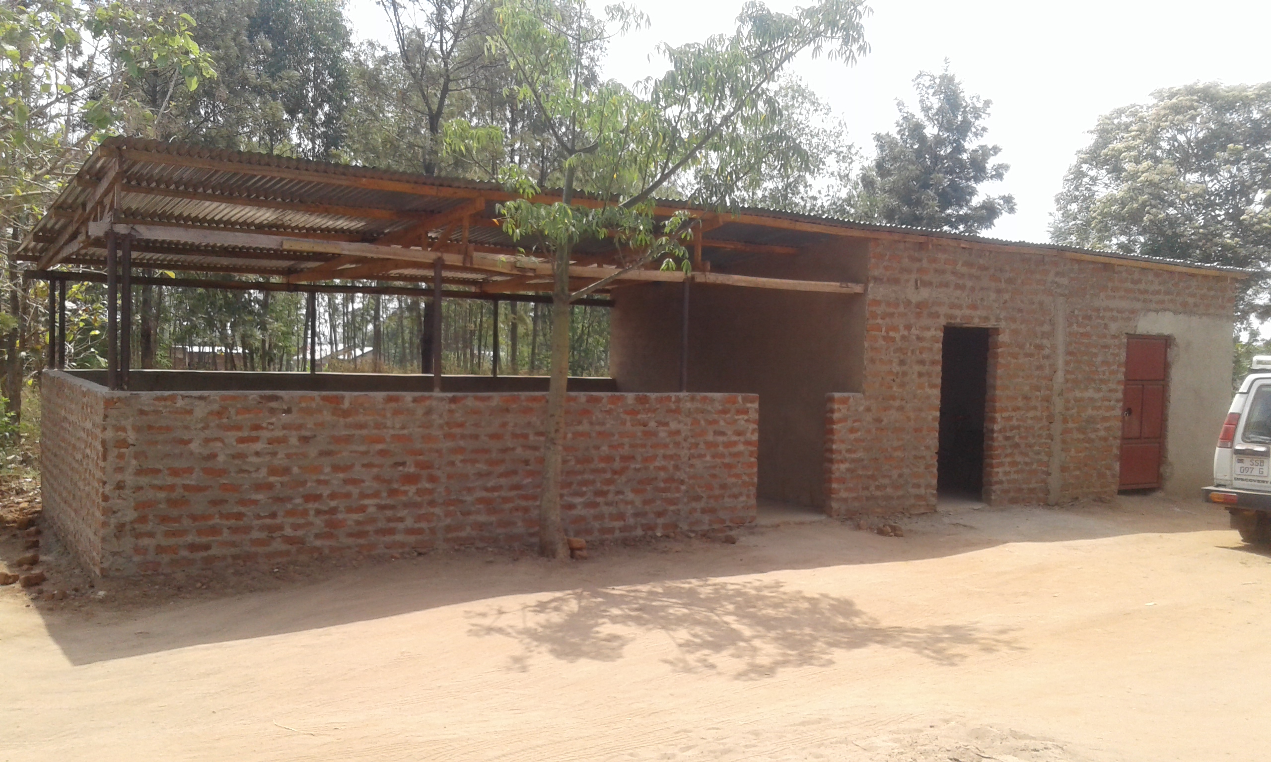 Full view of the extension of office and hall for meetings or trainings