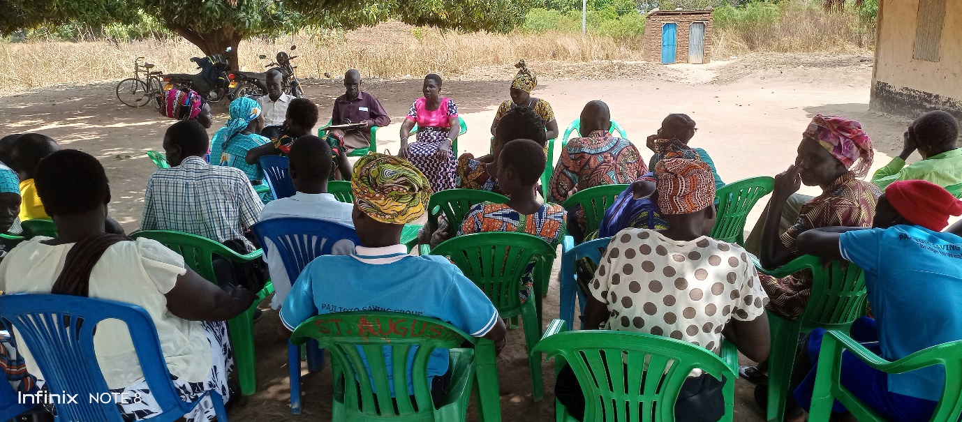Yango Yunia meeting with original agriculture group members in Mijale