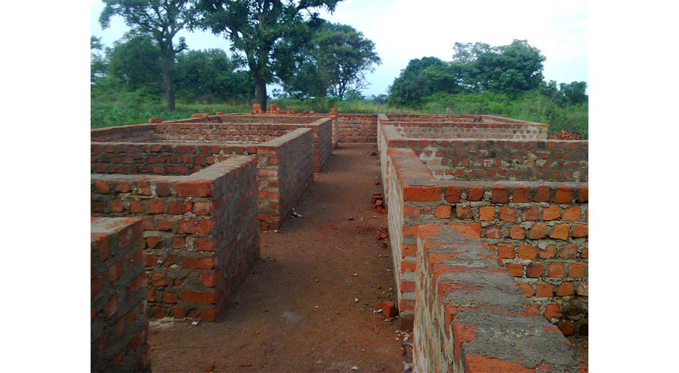clinic-being-built-9-rooms
